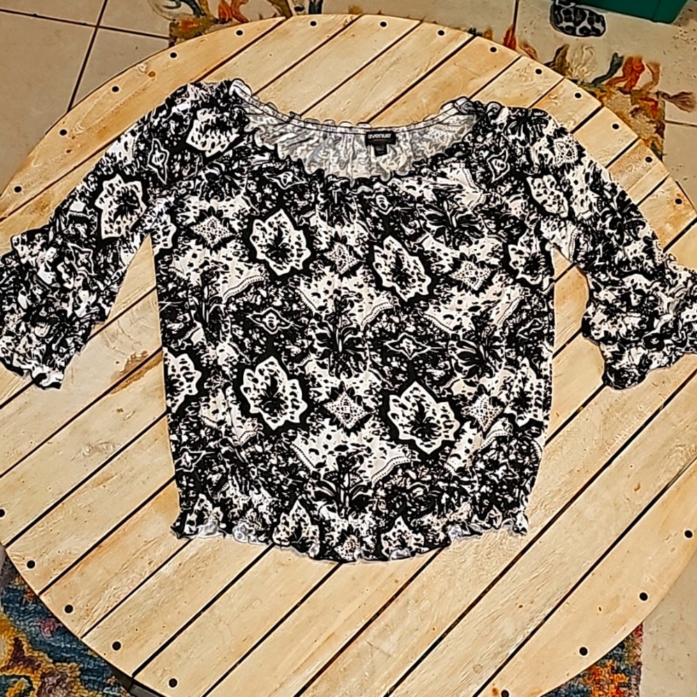 💥4 for $25💥 women's 18-20 Blouse